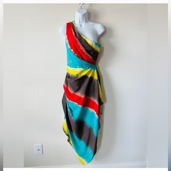 Alice + Olivia Colorful One Shoulder Tie
Dye Asymmetrical Silk Dress Size XS - Picture 4 of 16